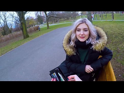 ❤️ Ingoia la sborra calda di uno sconosciuto per soldi - pompino nel parco di Eva Elfie ️ Slutsal it.xxxdesichudai.ru ❤️